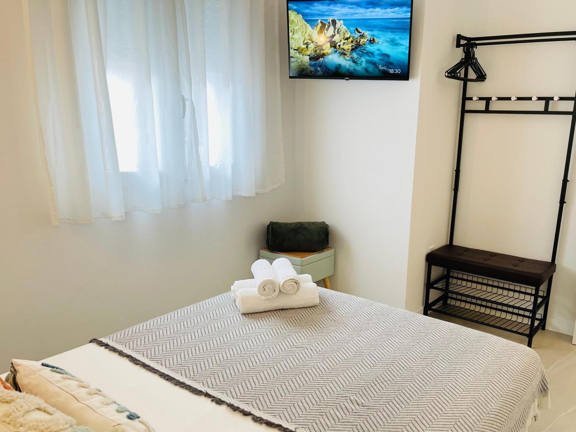 Solaz Malaga, Shared Apartment Málaga Exterior foto