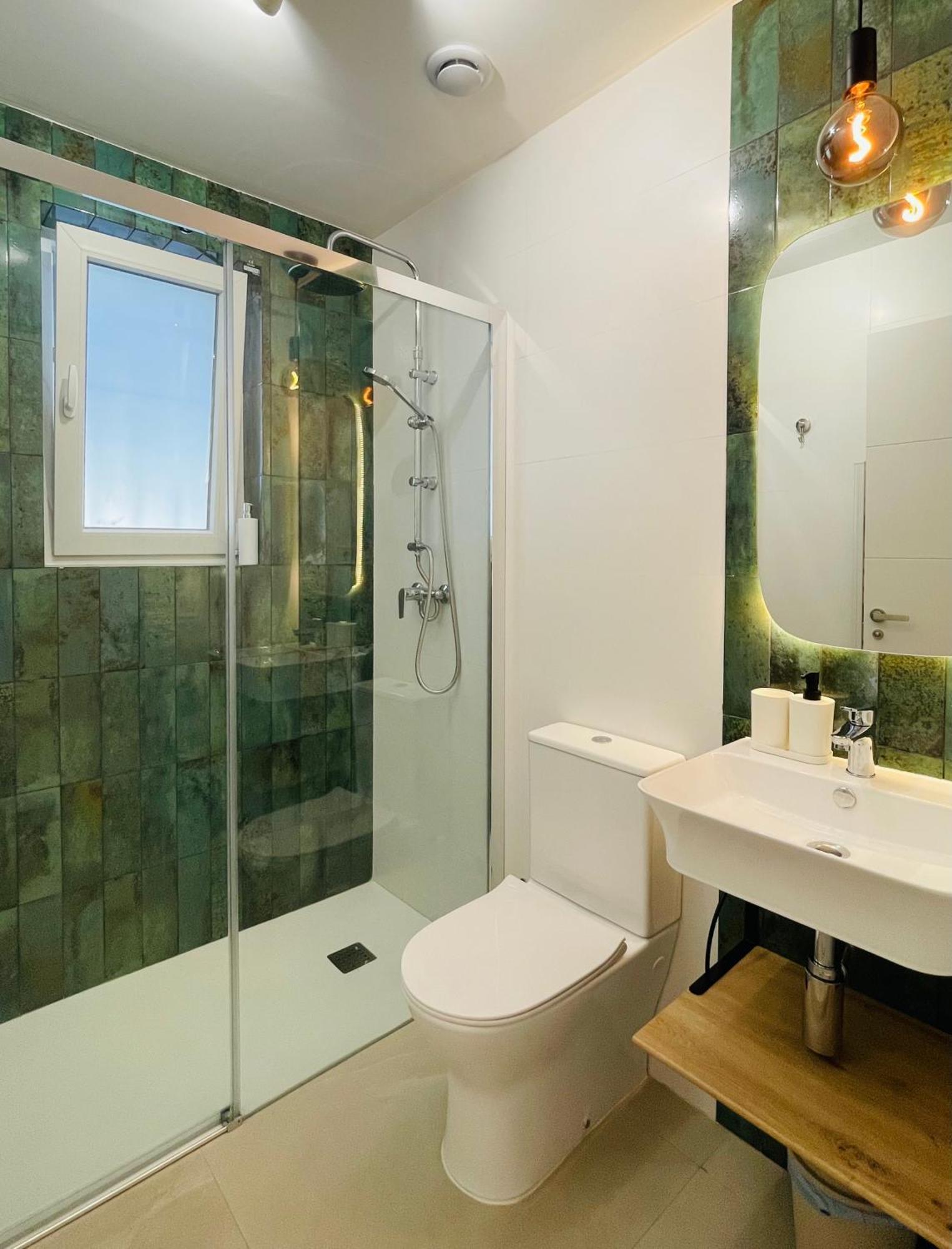 Solaz Malaga, Shared Apartment Málaga Exterior foto